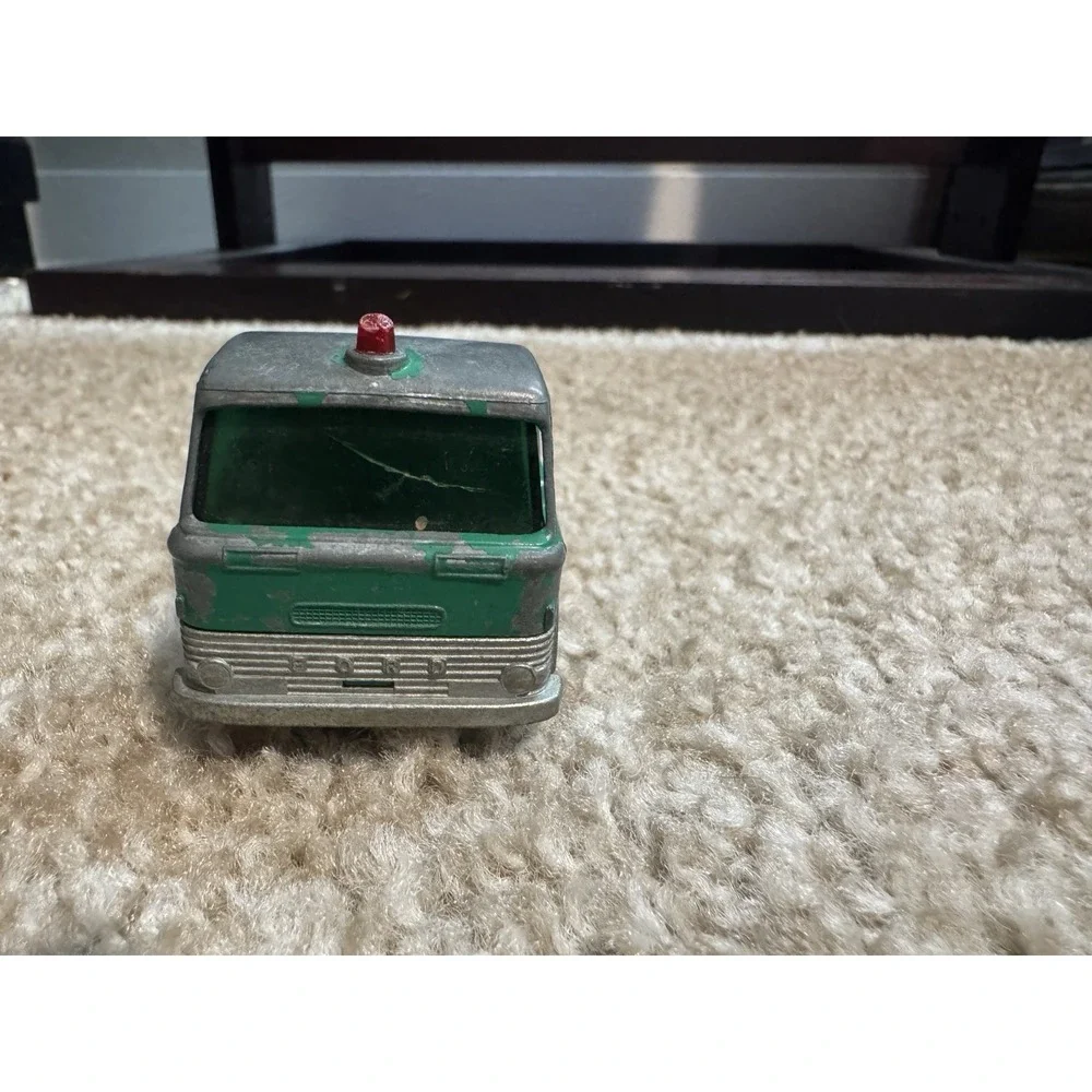 Vintage Lesney Matchbox Ford Tractor Cab Dyson Low Loader King Size K17 England